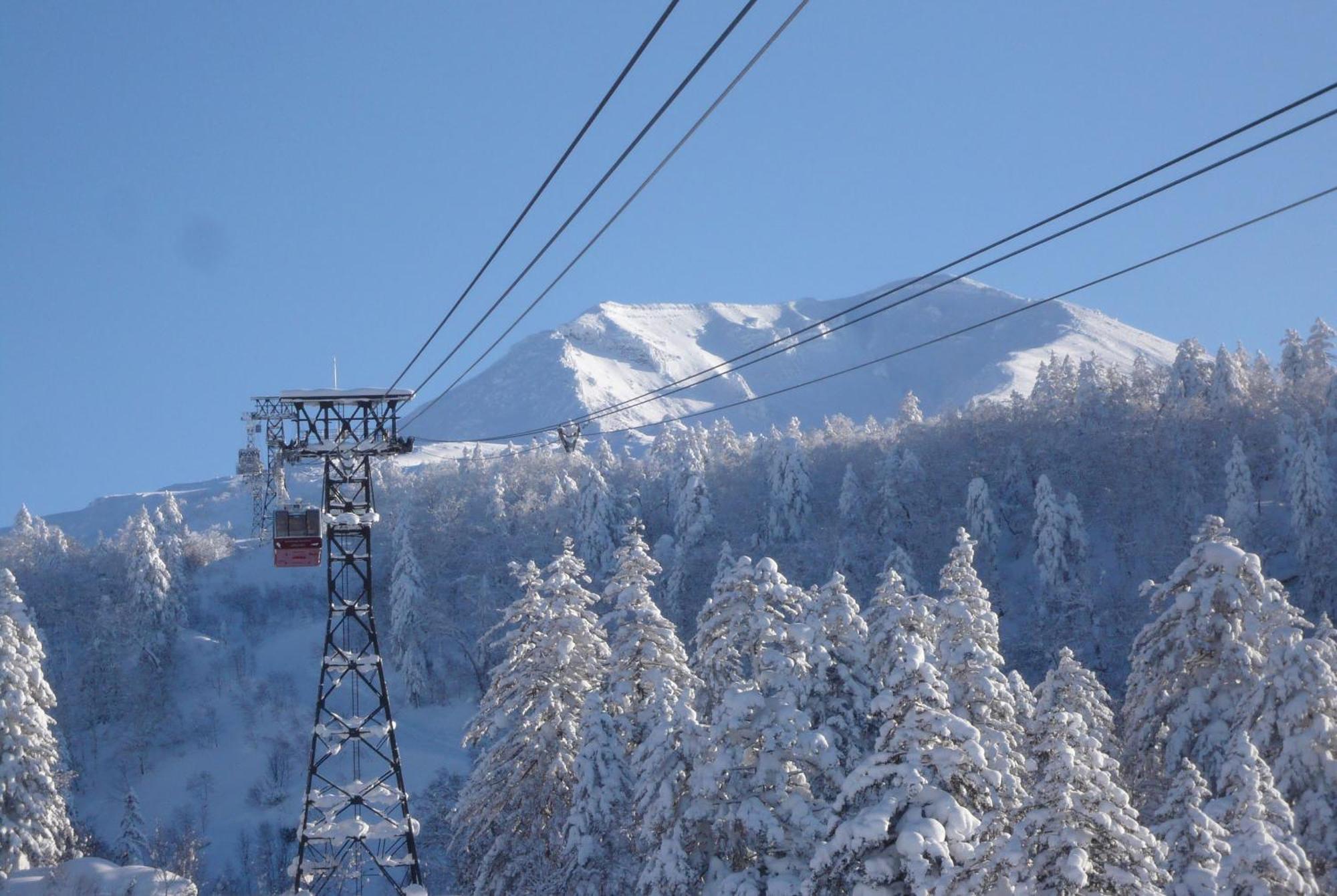 Higashikawa Asahidake Onsen Hotel Bear Monte Exterior photo