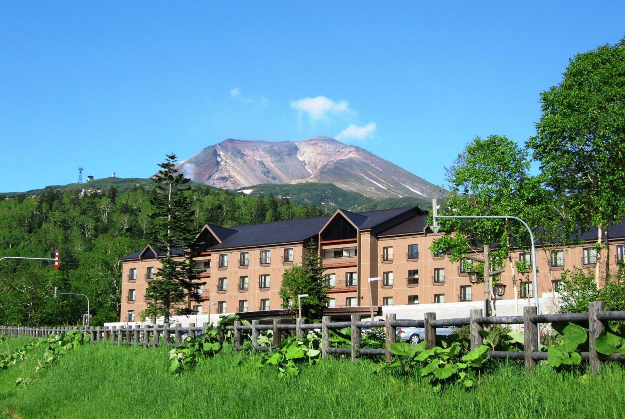 Higashikawa Asahidake Onsen Hotel Bear Monte Exterior photo